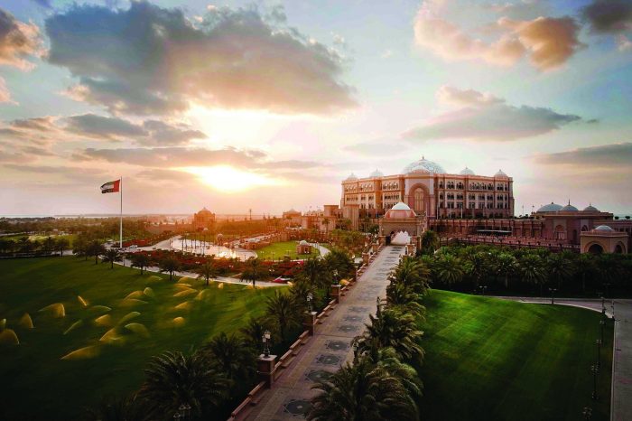 Abu Dhabi City Tour (Private Car)